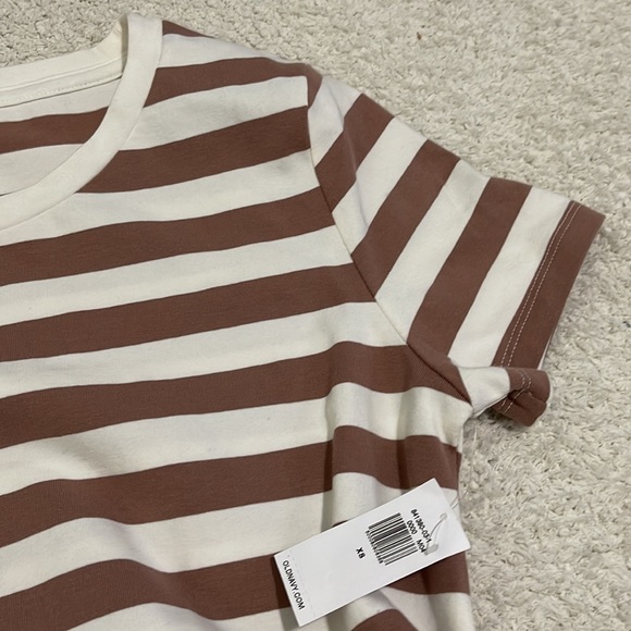 NWT- Old Navy Maternity- XS - Picture 4 of 7